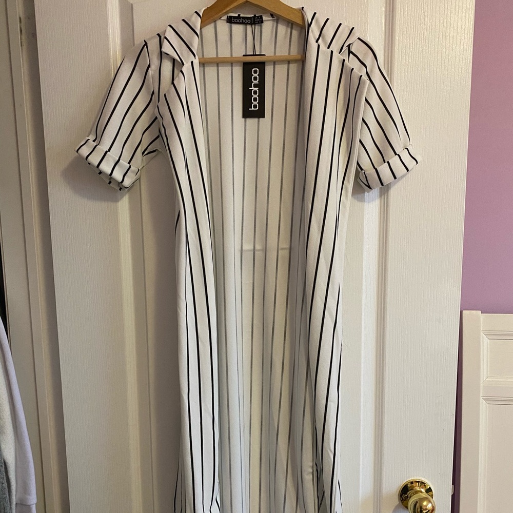 NWT Boohoo Long Cardigan
